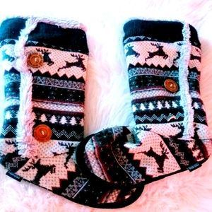 Women's Large Mukluk boots